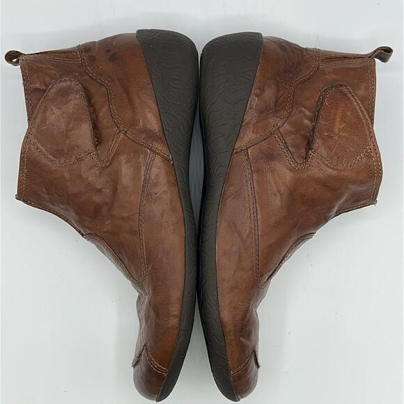 Walking Cradle Reba Booties Size 9.5 9.5M Brown Leather - Picture 11 of 14